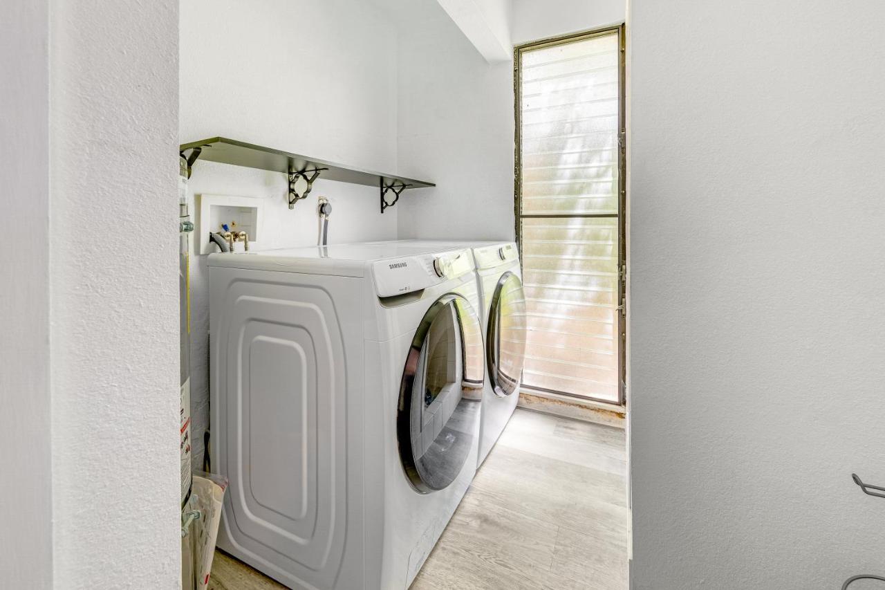 Newly Renovated Condo With Sup Paddle Boards And Golf Clubs Included Kailua-Kona Exterior photo